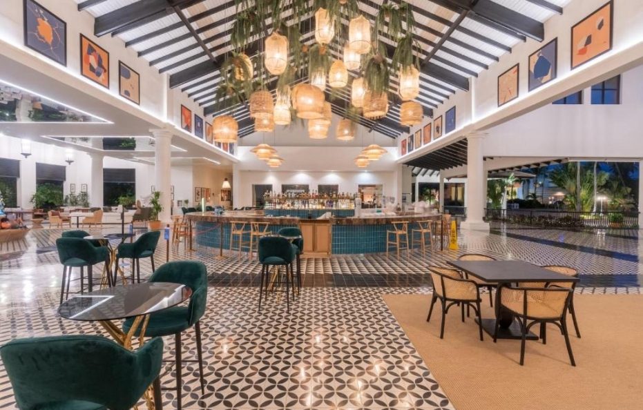 Ocean Blue & Sand Beach Resort – All Inclusive