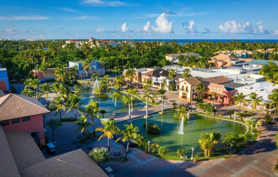 Ocean Blue & Sand Beach Resort – All Inclusive