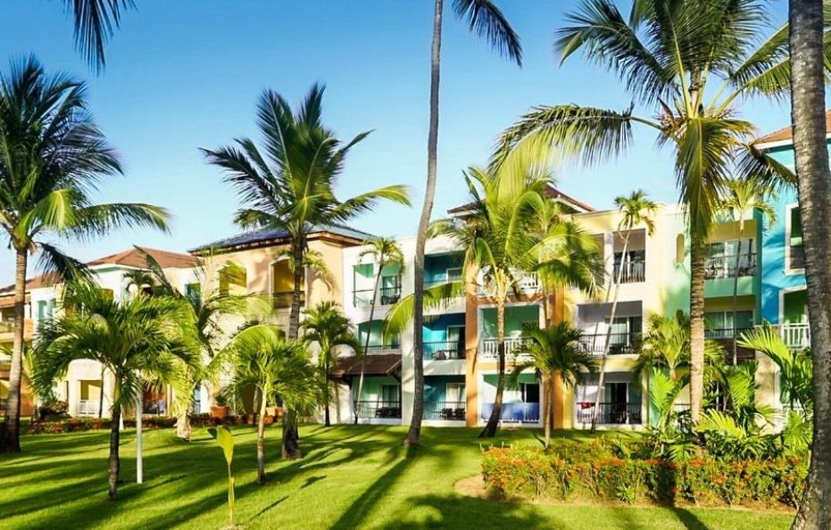 Ocean Blue & Sand Beach Resort – All Inclusive